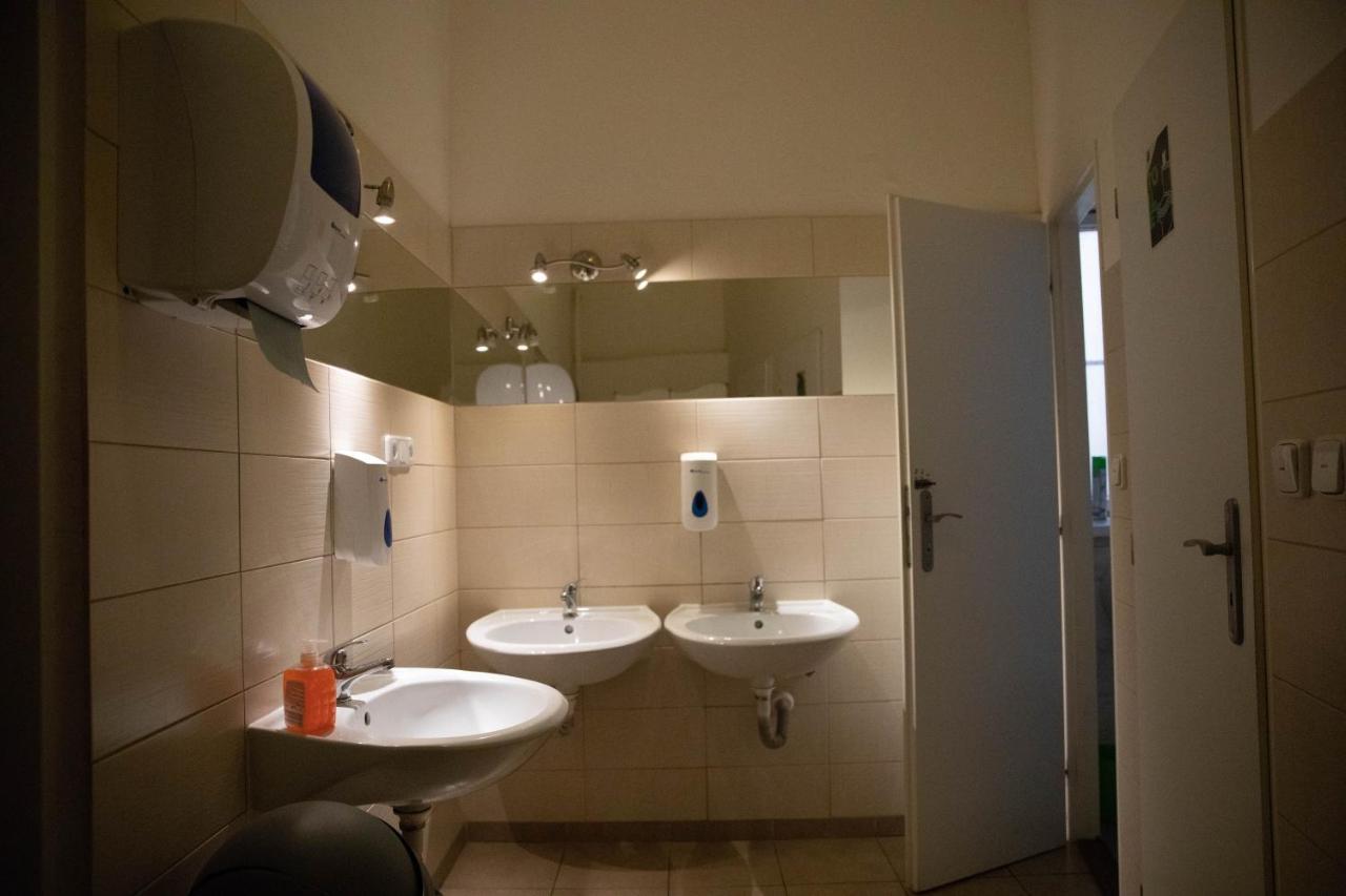Onefam Home Прага Экстерьер фото