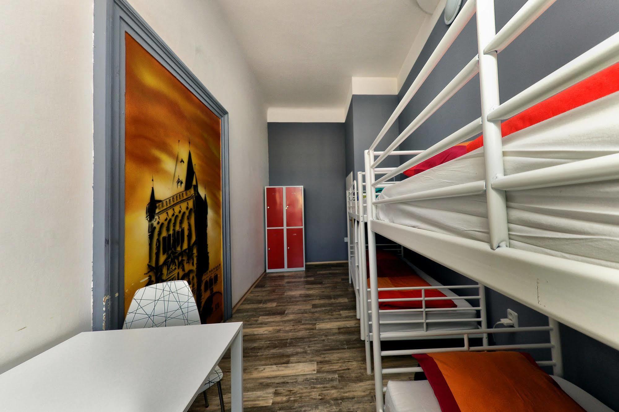 Onefam Home Прага Экстерьер фото